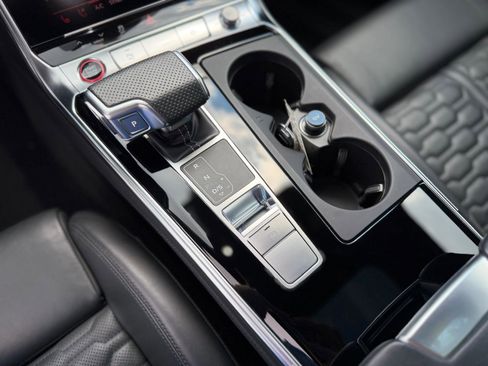 Used 2021 Audi RS 6 image 40