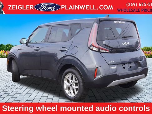 Used 2024 Kia Soul LX w/ Option Group 015 image 3
