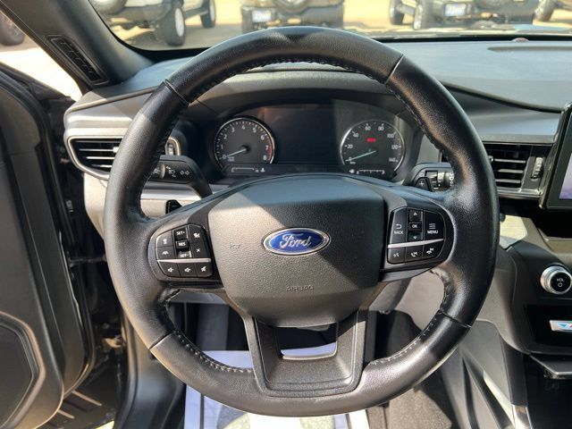Used 2020 Ford Explorer XLT w/ Equipment Group 202A RWD image 28