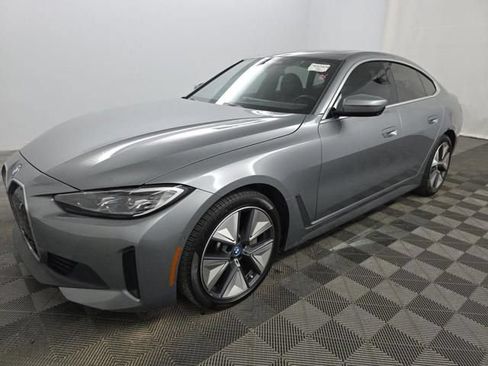 Used 2023 BMW i4 eDrive40 RWD image 7