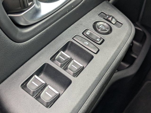 Used 2025 Honda Pilot Sport image 23