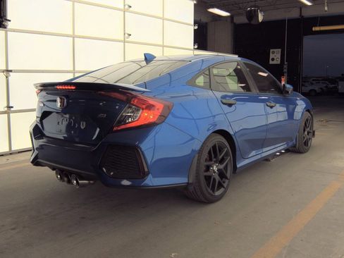 Used 2018 Honda Civic Si image 2