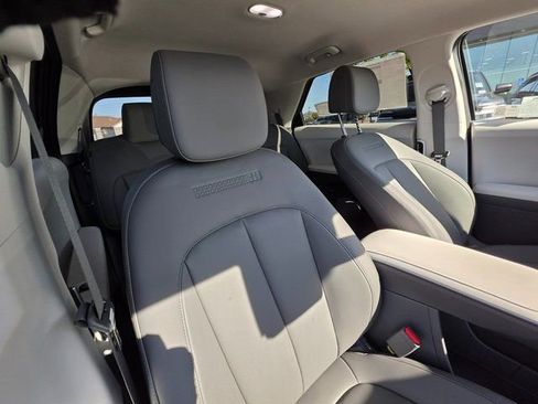 New 2026 Hyundai Ioniq 5 SEL image 9