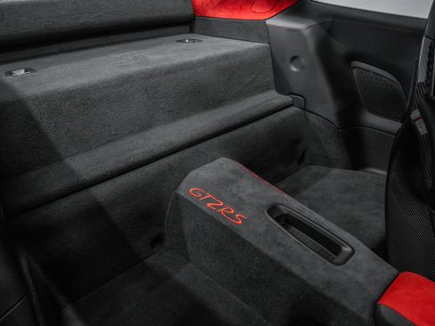 Used 2018 Porsche 911 GT2 RS w/ Weissach Package image 35