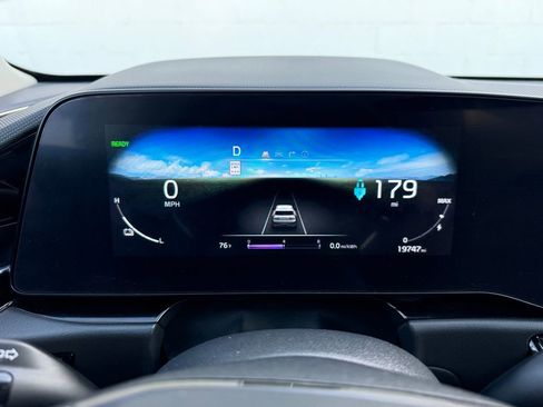 Used 2024 Kia Niro Wind FWD image 9