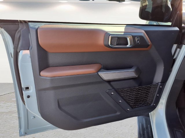 Certified 2023 Ford Bronco Outer Banks AWD/4WD image 16