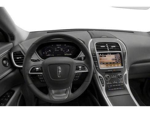 Used 2020 Lincoln Nautilus Reserve w/ Equipment Group 202A AWD/4WD image 4