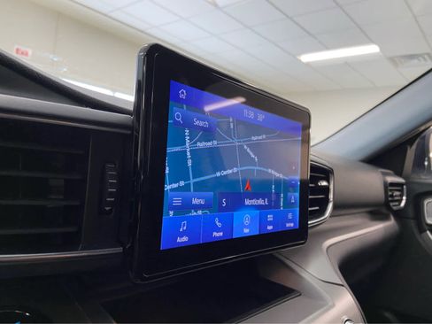 Used 2023 Ford Explorer XLT w/ Equipment Group 202A image 30