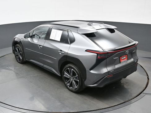 Used 2024 Toyota bZ4X Limited image 39