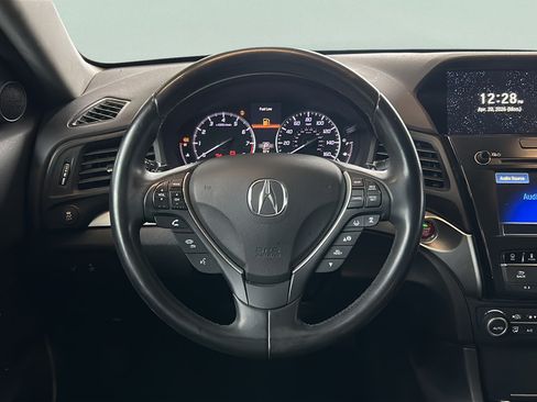 Used 2017 Acura ILX FWD image 16