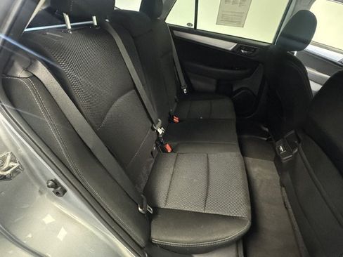 Used 2018 Subaru Outback 2.5i Premium AWD/4WD image 26