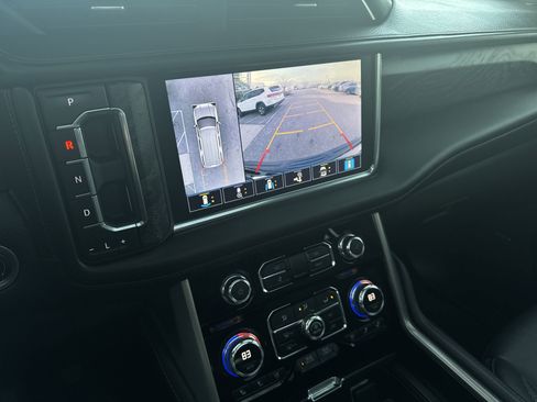 Used 2021 GMC Yukon Denali image 15