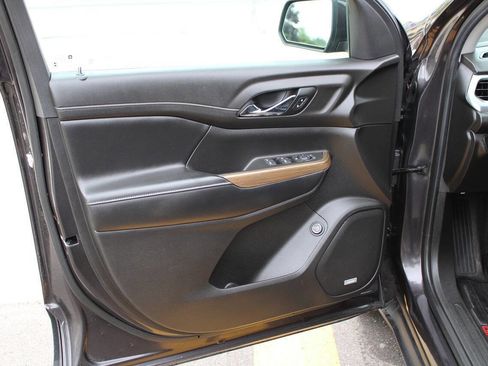 Used 2019 GMC Acadia SLE w/ Driver Alert Package I image 54