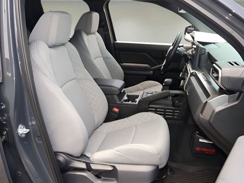 New 2026 Toyota Tacoma SR5 RWD image 17