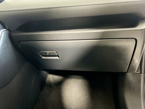 Used 2024 Toyota RAV4 XLE image 34