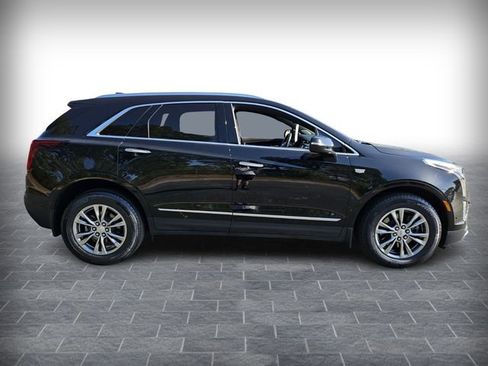 Certified 2022 Cadillac XT5 Premium Luxury w/ Technology Package AWD/4WD image 4