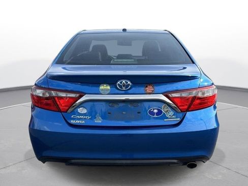 Used 2016 Toyota Camry SE image 6