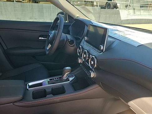 New 2025 Nissan Sentra SR w/ SR Premium Package FWD image 41