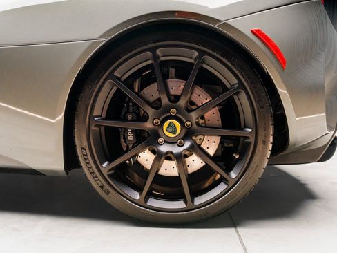 Used 2020 Lotus Evora image 39
