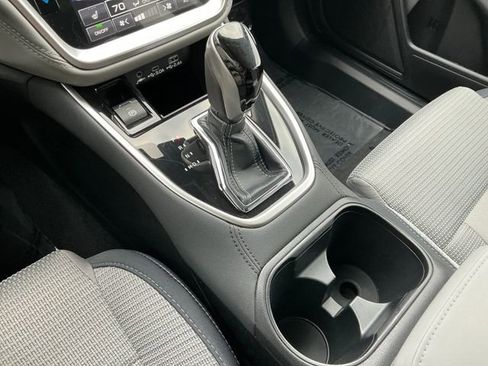 Used 2025 Subaru Outback Premium w/ Popular Package #1A image 19