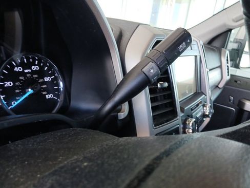 Used 2020 Ford F250 Lariat w/ Lariat Ultimate Package AWD/4WD image 37