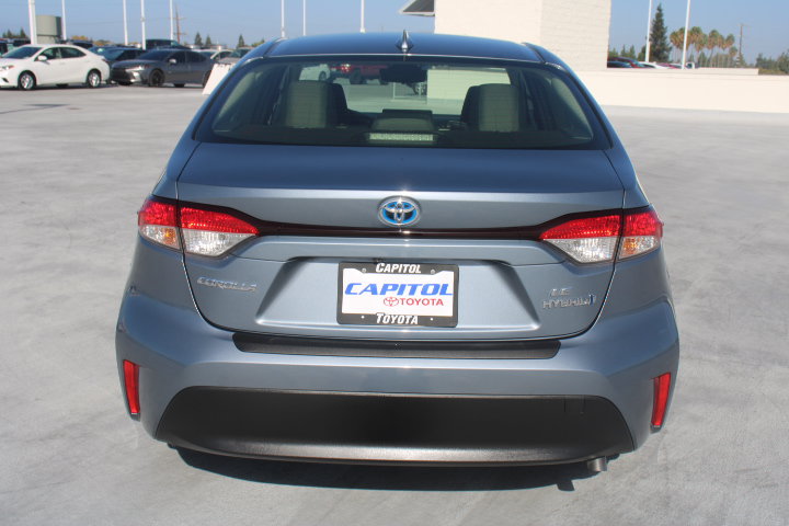 Certified 2024 Toyota Corolla LE FWD image 4