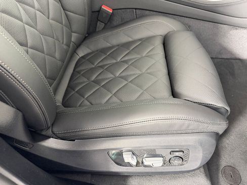 New 2026 BMW X5 xDrive50e w/ M Sport Package image 34