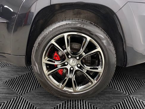 Used 2015 Jeep Grand Cherokee SRT w/ Trailer Tow Group IV AWD/4WD image 14