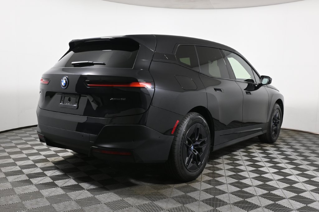 Certified 2024 BMW iX xDrive50 w/ Convenience Package AWD/4WD image 7