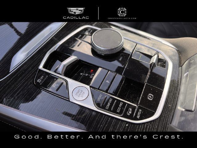 Used 2024 BMW X7 xDrive40i w/ M Sport Package AWD/4WD image 18