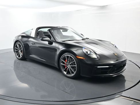 Used 2021 Porsche 911 Targa 4S image 17
