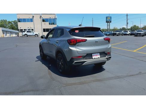 Used 2025 Buick Encore GX Preferred AWD/4WD image 6