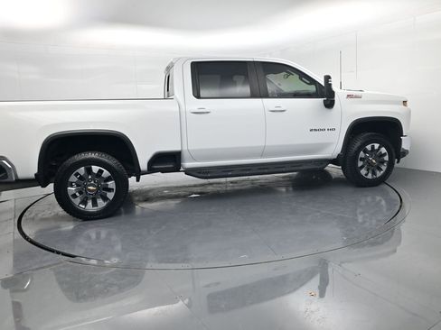 Used 2021 Chevrolet Silverado 2500 LT w/ All Star Edition image 8