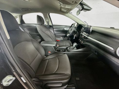 Used 2024 Kia Forte LXS FWD image 33