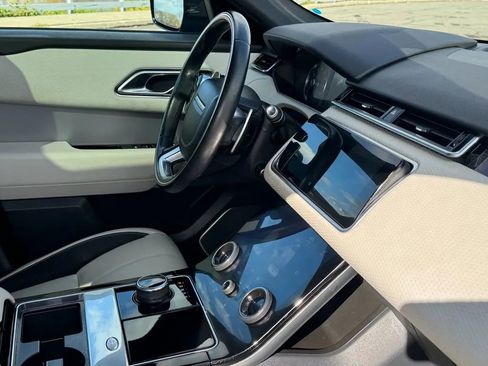 Used 2020 Land Rover Range Rover Velar R-Dynamic S image 25