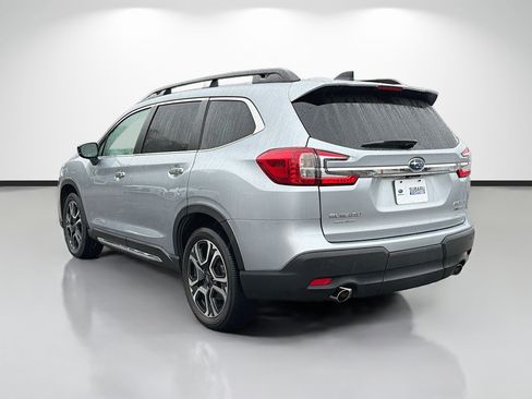Used 2024 Subaru Ascent Touring AWD/4WD image 5