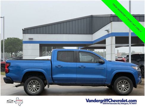 Used 2023 Chevrolet Colorado LT w/ LT Convenience Package RWD image 3