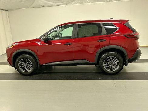 Used 2023 Nissan Rogue S image 7