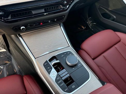 Used 2025 BMW 330i xDrive Sedan w/ Convenience Package image 13