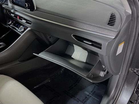 Used 2022 Hyundai Sonata Blue FWD image 34