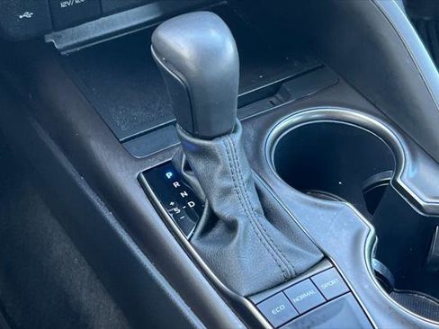 Certified 2024 Toyota Camry SE w/ Convenience Package image 21