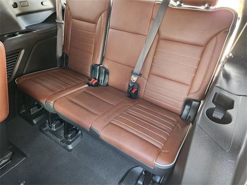 Used 2023 GMC Yukon Denali Ultimate image 33