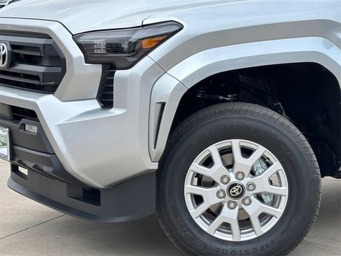 New 2026 Toyota Tacoma SR5 image 8