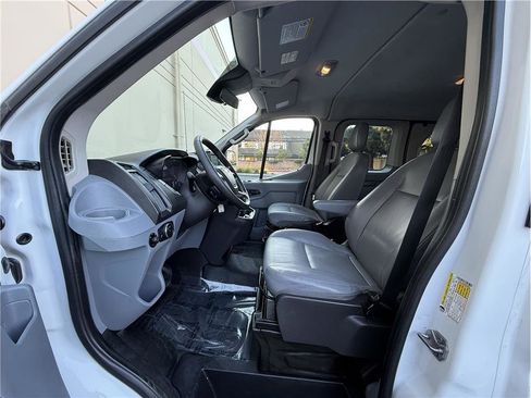 Used 2017 Ford Transit 150 XL image 10