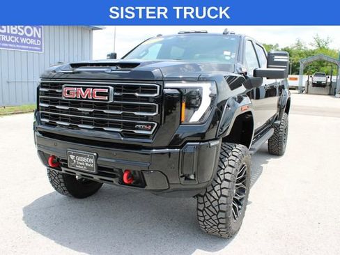 Used 2026 GMC Sierra 2500 AT4 w/ AT4 Premium Plus Package AWD/4WD image 3