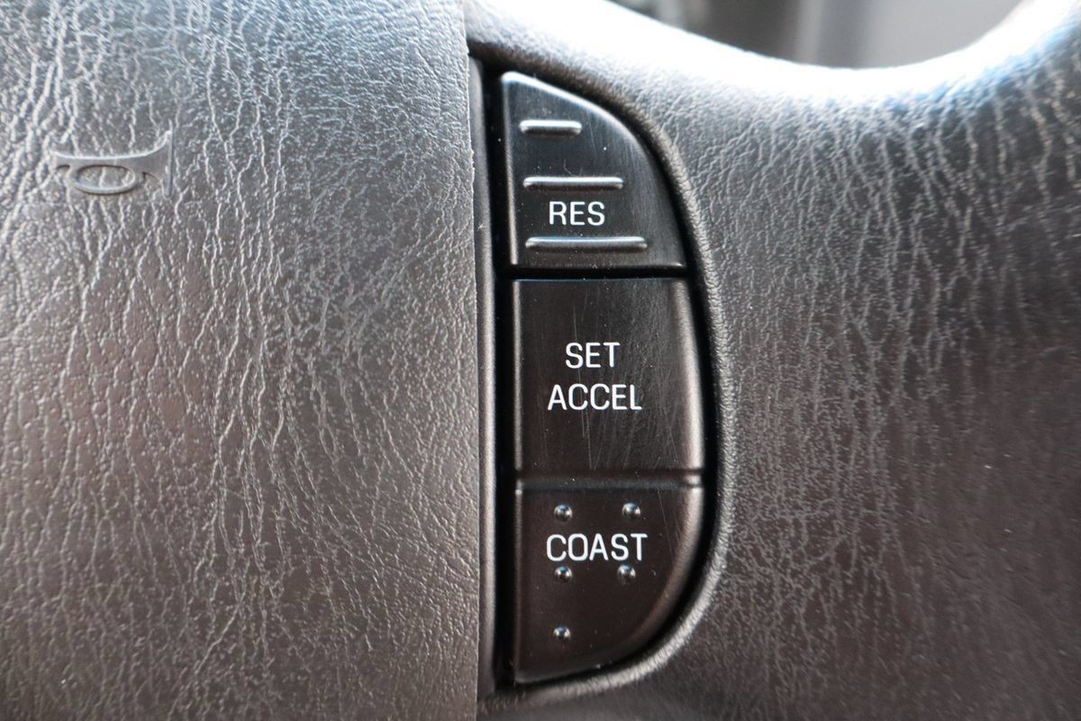 Used 2010 Ford E-350 and Econoline 350 XLT RWD image 31