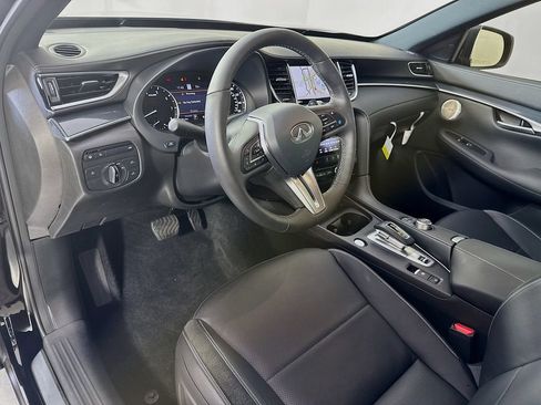 Certified 2025 INFINITI QX50 Sport image 11