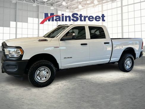 Used 2022 RAM 2500 Tradesman AWD/4WD image 2
