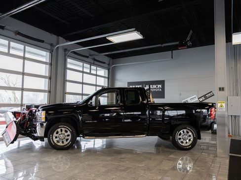 Used 2011 Chevrolet Silverado 2500 LT w/ Interior Plus Package image 1