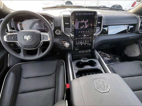 New 2026 RAM 1500 Laramie AWD/4WD image 5
